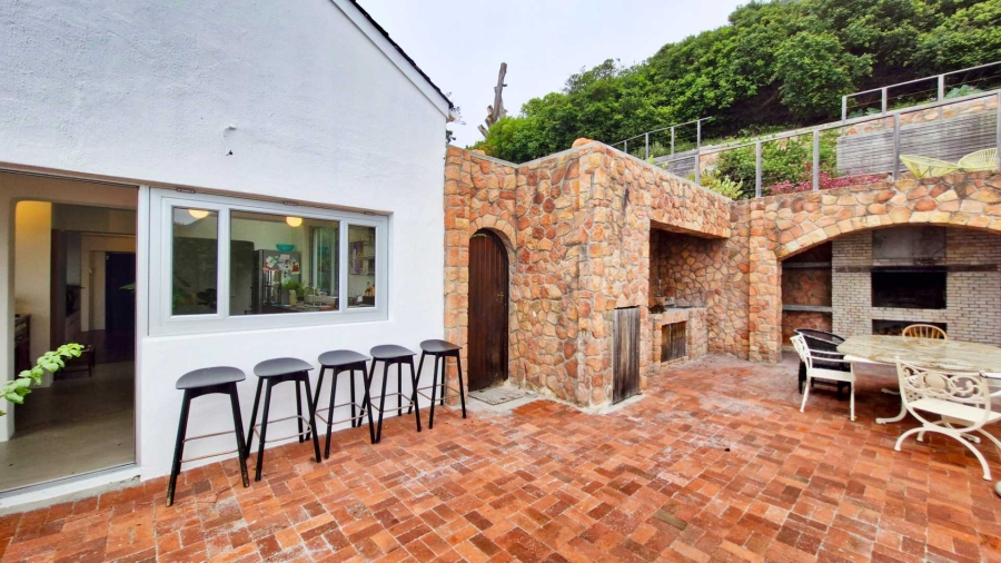 4 Bedroom Property for Sale in St James Western Cape